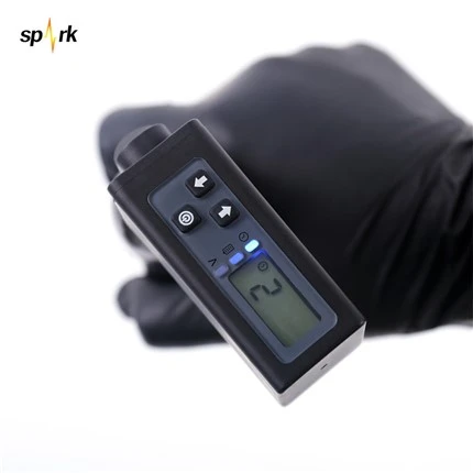 Digitalni brezžični tattoo napajalnik